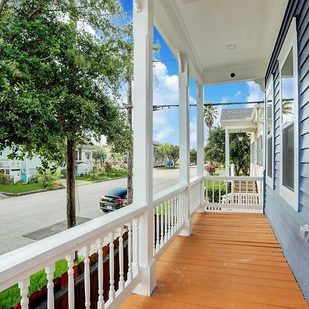 Renovated Beach Bungalow! غالفيستون، تكساس المظهر الخارجي الصورة