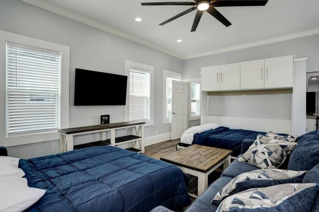 Renovated Beach Bungalow! غالفيستون، تكساس المظهر الخارجي الصورة