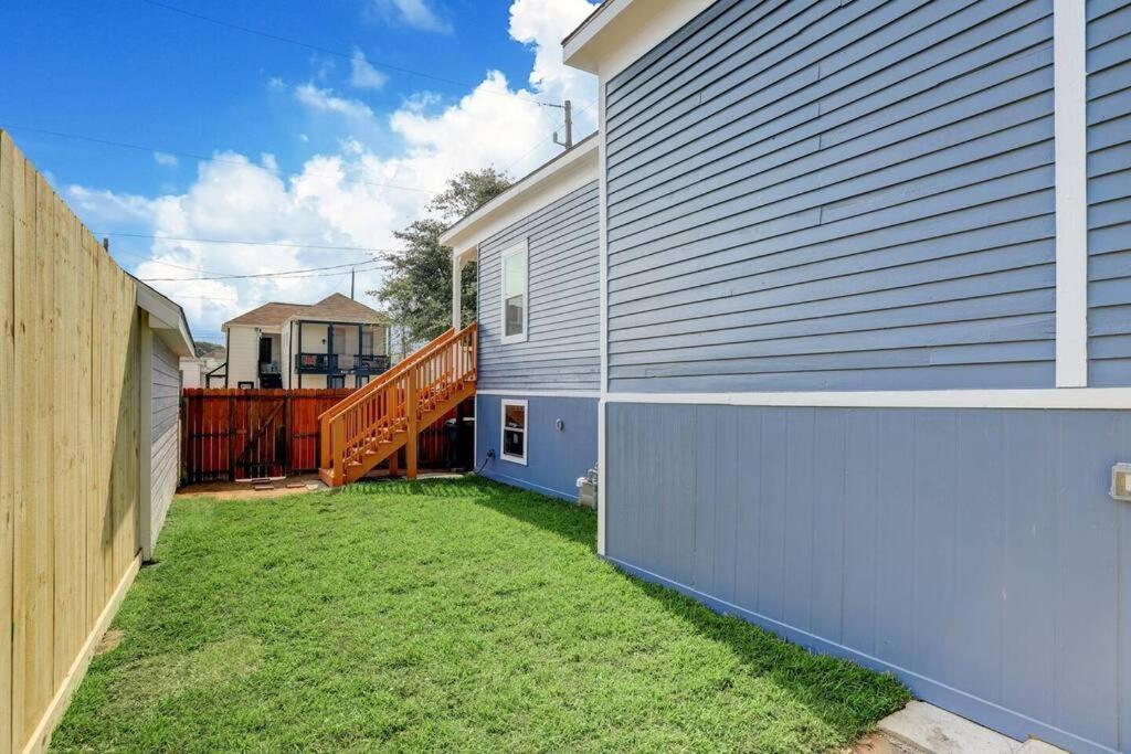 Renovated Beach Bungalow! غالفيستون، تكساس المظهر الخارجي الصورة